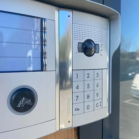 Duplex-by Aurelle 1-wifi-10 Mn Strasbourg Centre-proche Parlement Europeen Apartment